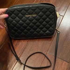 Black Michael Kors Crossbody